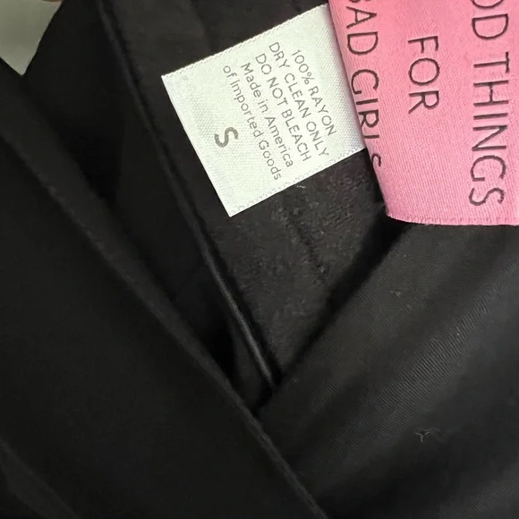 Vixen Babydoll Crop Top in Black - Picture 5 of 5